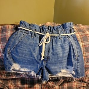 American Eagle mom shirts sz6